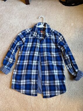 Children’s place Youth XL/14 blue dress shirt